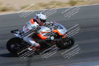 media/Apr-09-2023-SoCal Trackdays (Sun) [[333f347954]]/Turn 12 Inside (930am)/